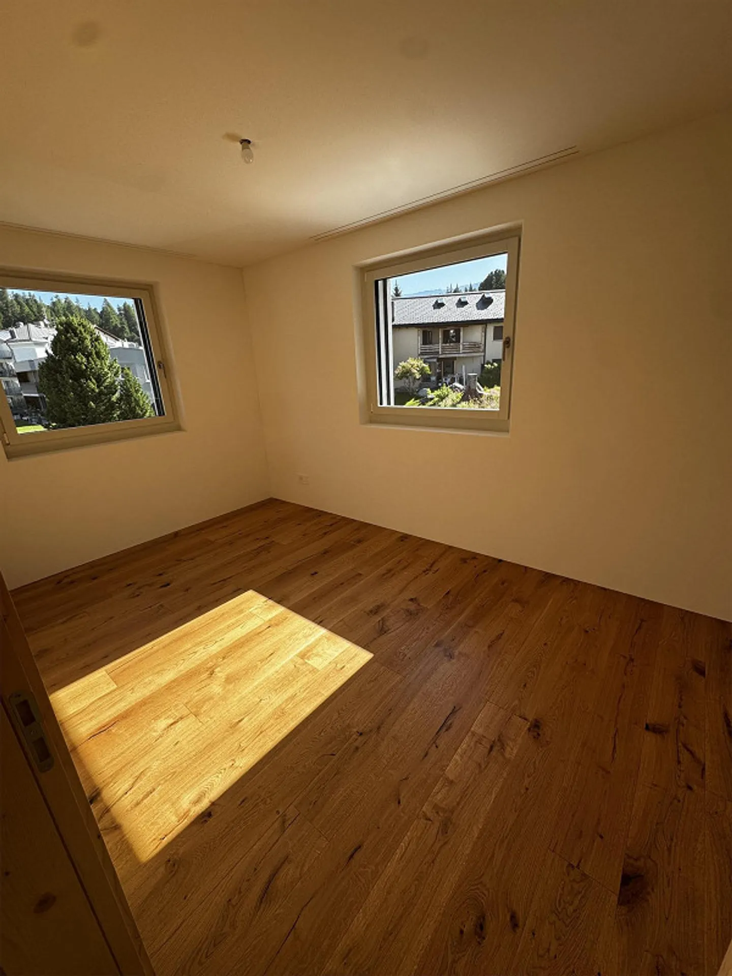 4-room apartment new building with roof terrace - Photo 4 of 8