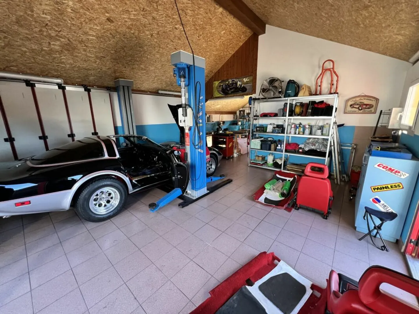 Prestigiosa villa bifamiliare con piscina, annesso e laboratorio - Foto 22 di 25