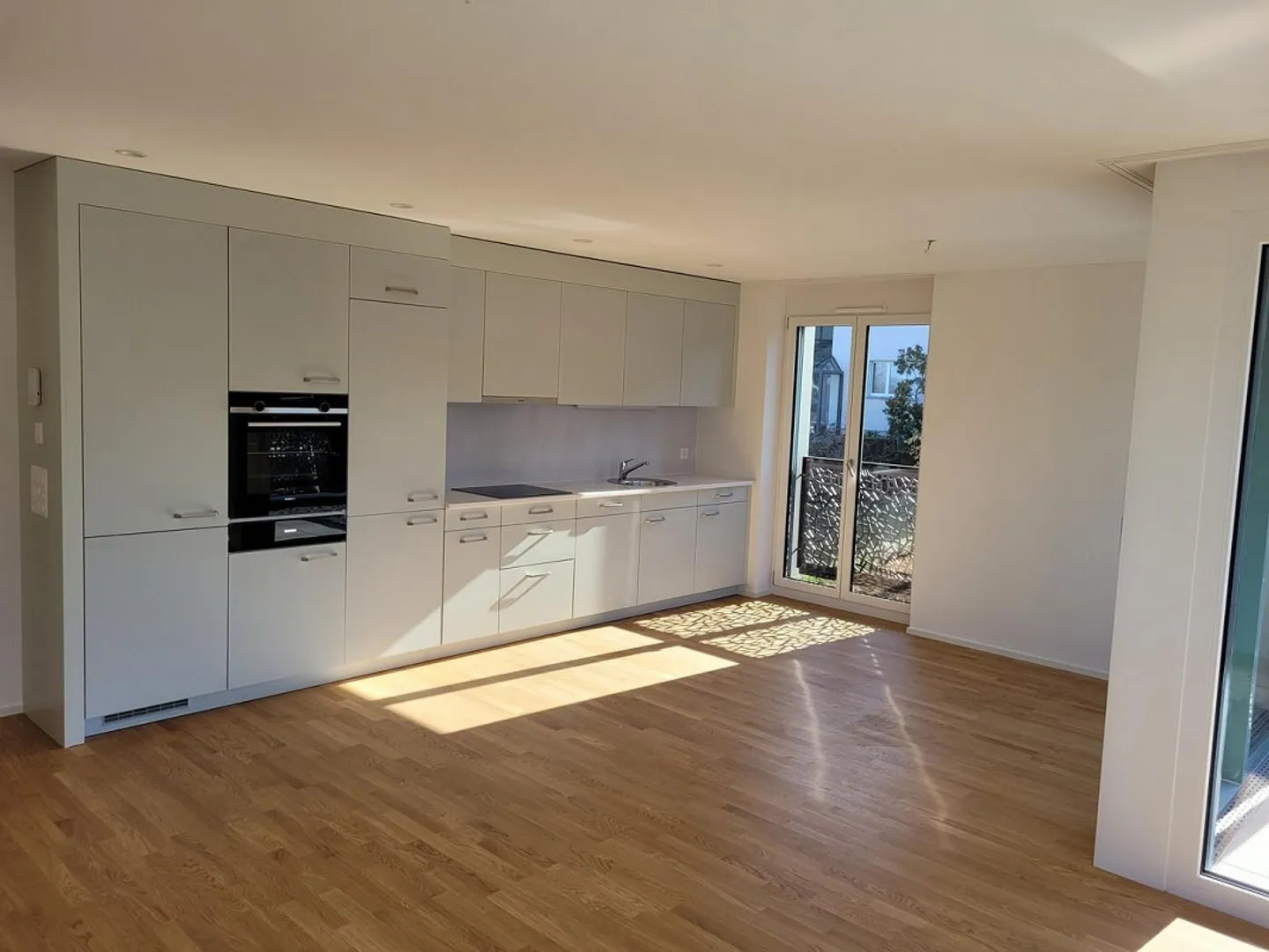 4.5 room apartment, 1st floor with beautiful terrace - Photo 1 of 13
