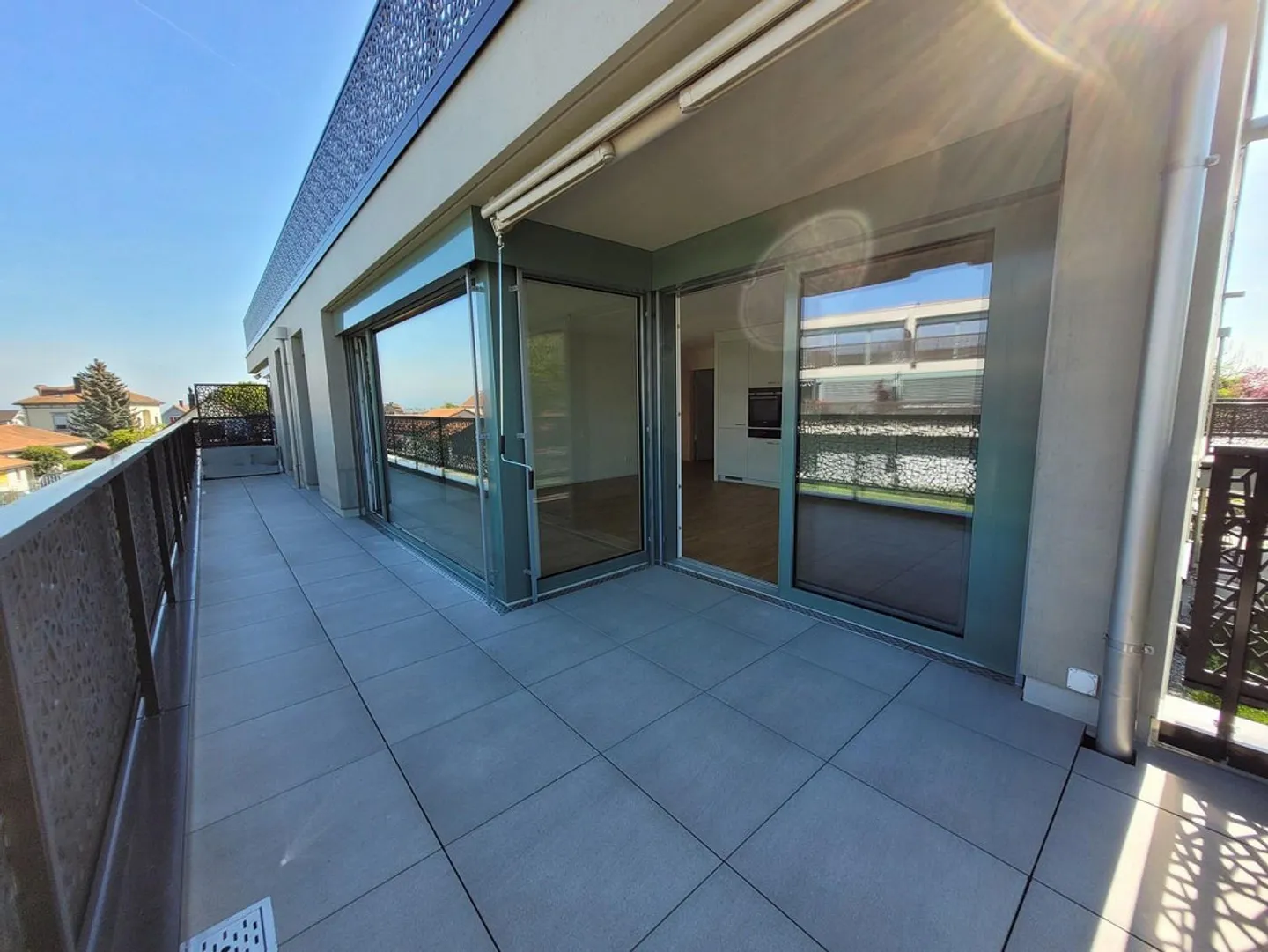 4.5 room apartment, 1st floor with beautiful terrace - Photo 6 of 13
