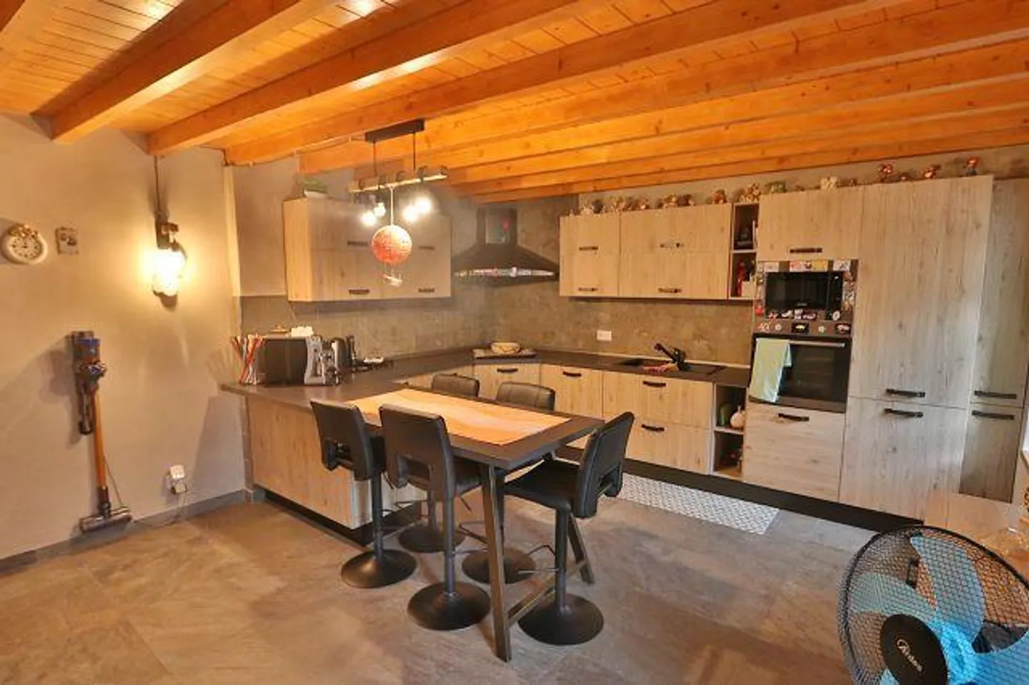 3 1/2-Room Corner House with Garden Seating / 3 1/2-room house with gardens - Photo 3 of 15