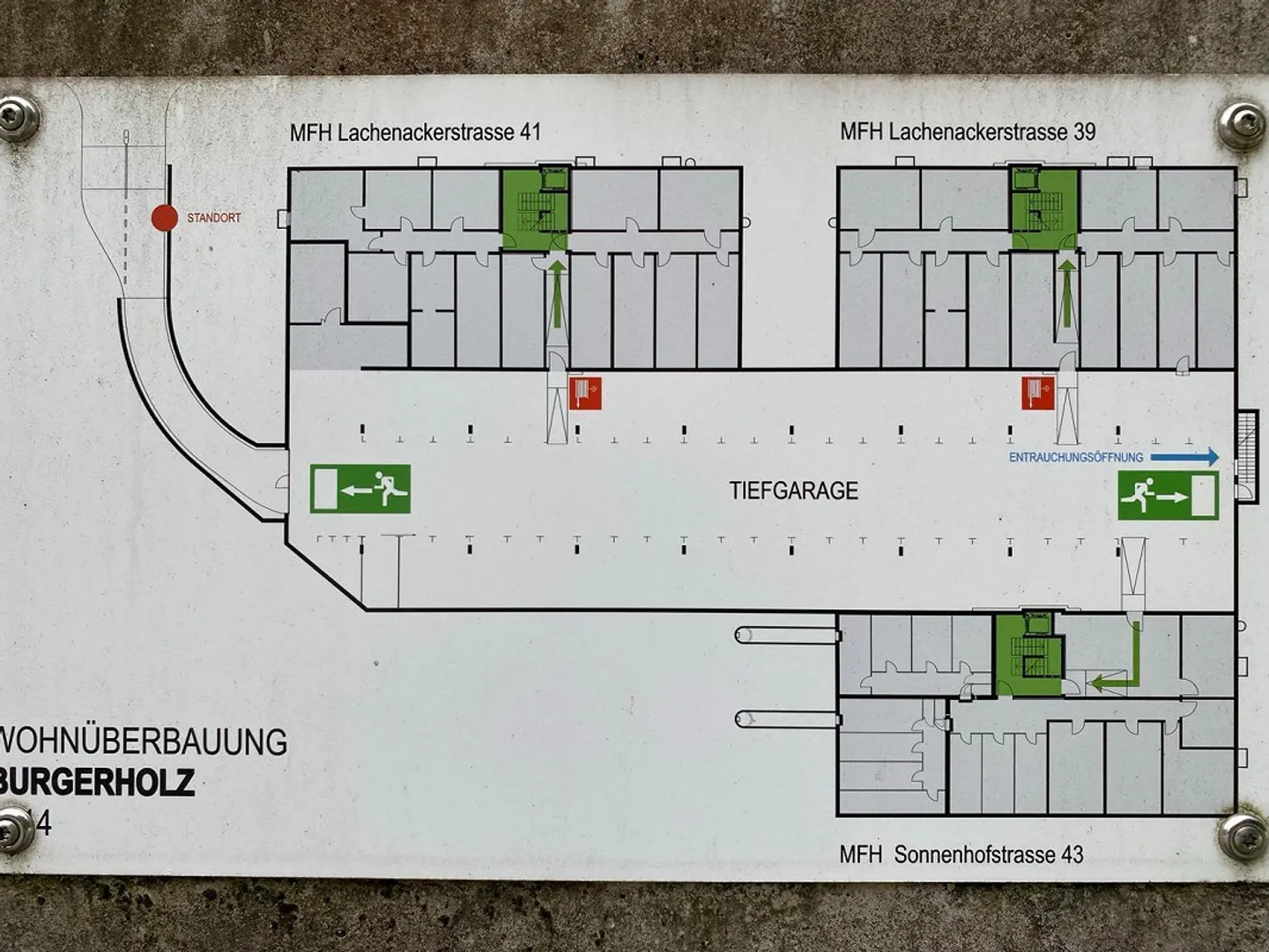 Espace de stationnement pour motos - Photo 3 sur 3
