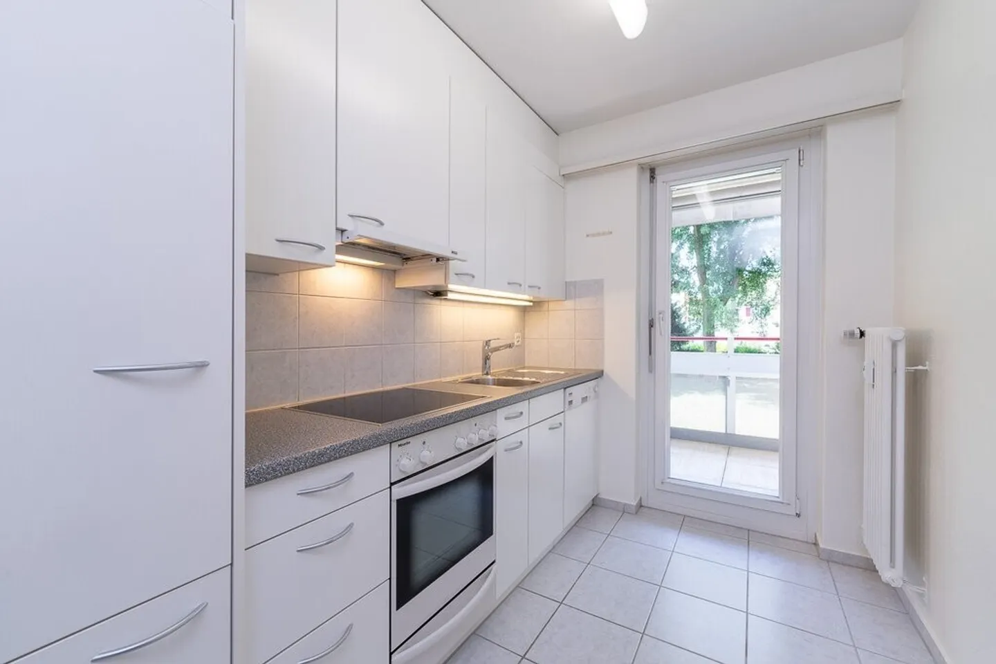 Gemütliche Wohnung mit Grünblick - Foto 4 von 6
