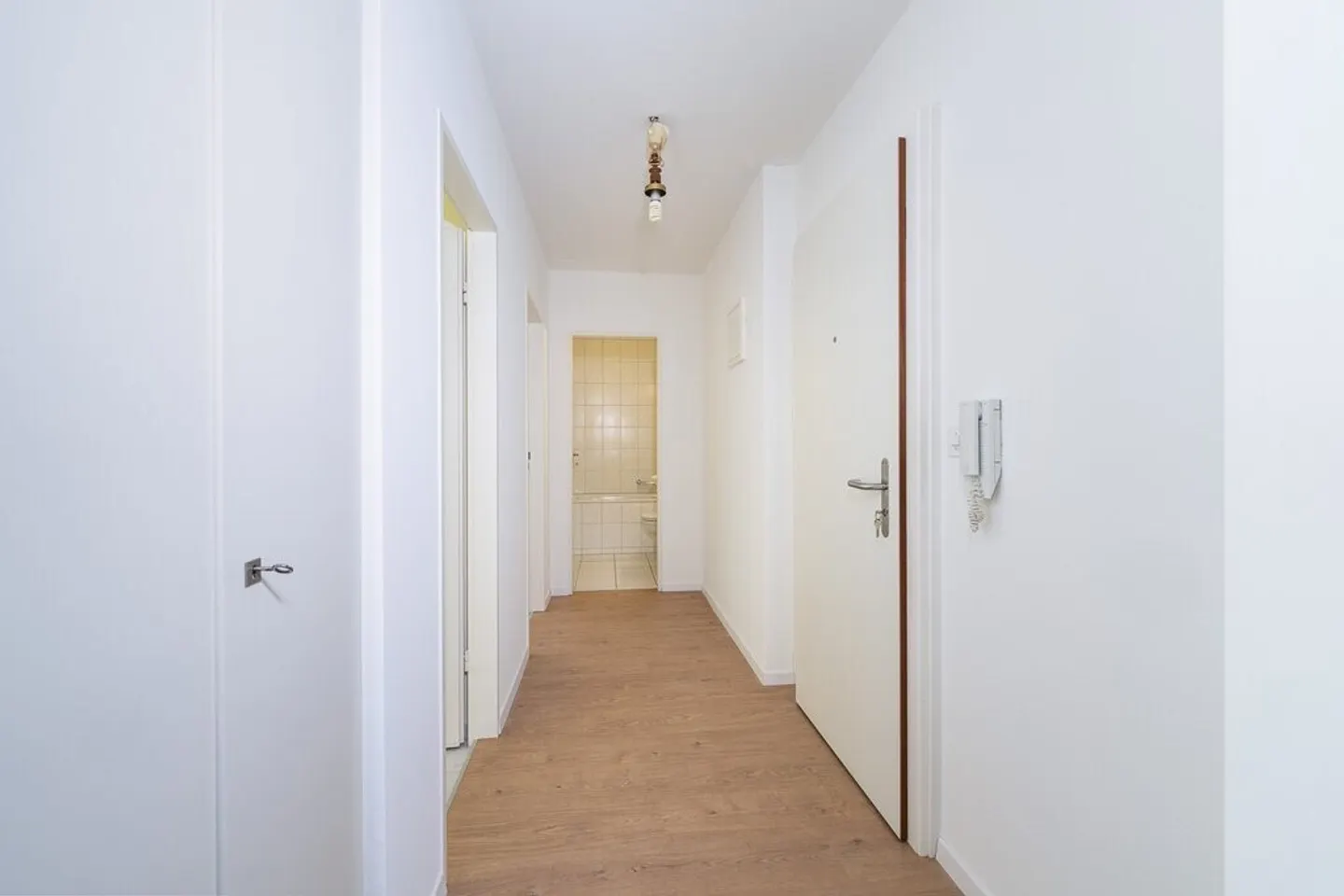 Gemütliche Wohnung mit Grünblick - Foto 6 von 6