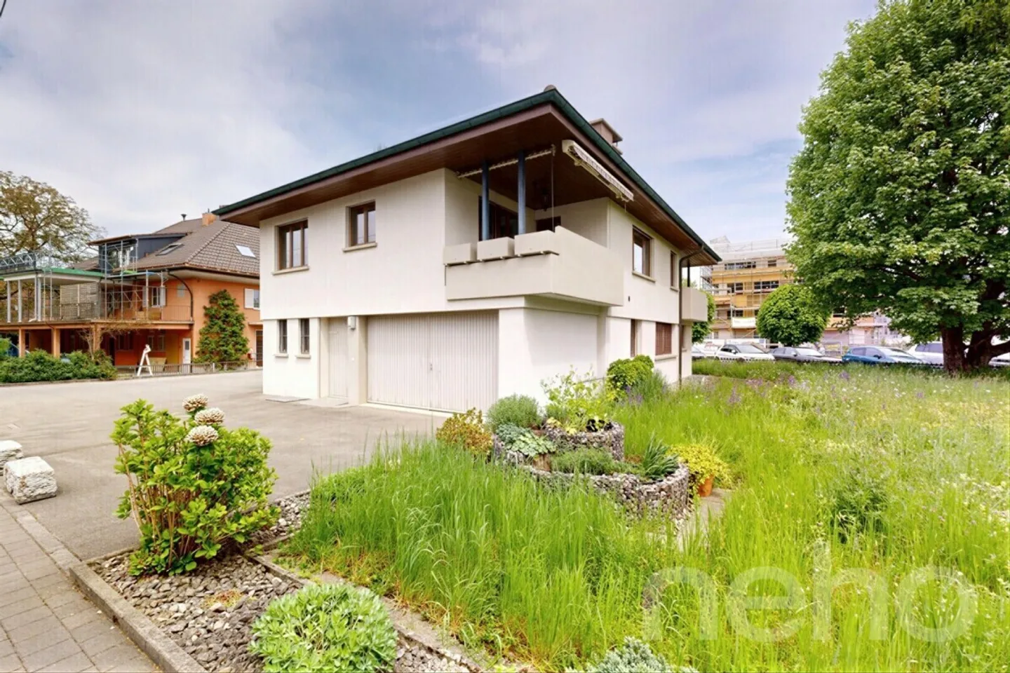 Geräumiges Familienhaus mit Flexibilität - Foto 2 von 12