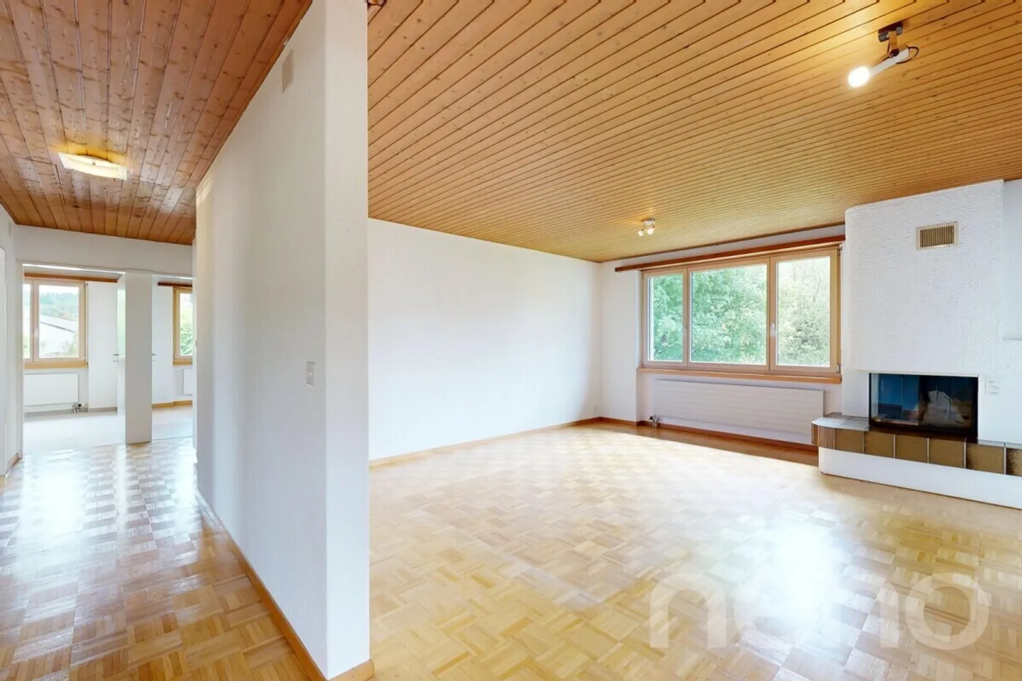 Geräumiges Familienhaus mit Flexibilität - Foto 3 von 12