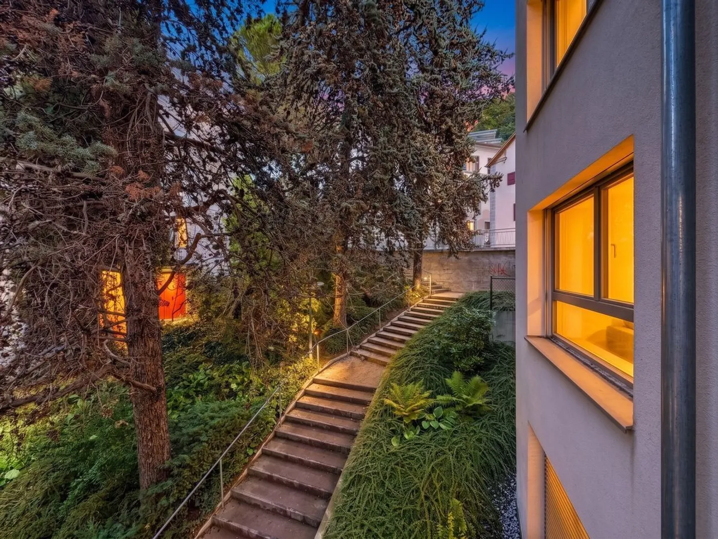 Modern Apartment by Lake Geneva - Photo 7 of 9
