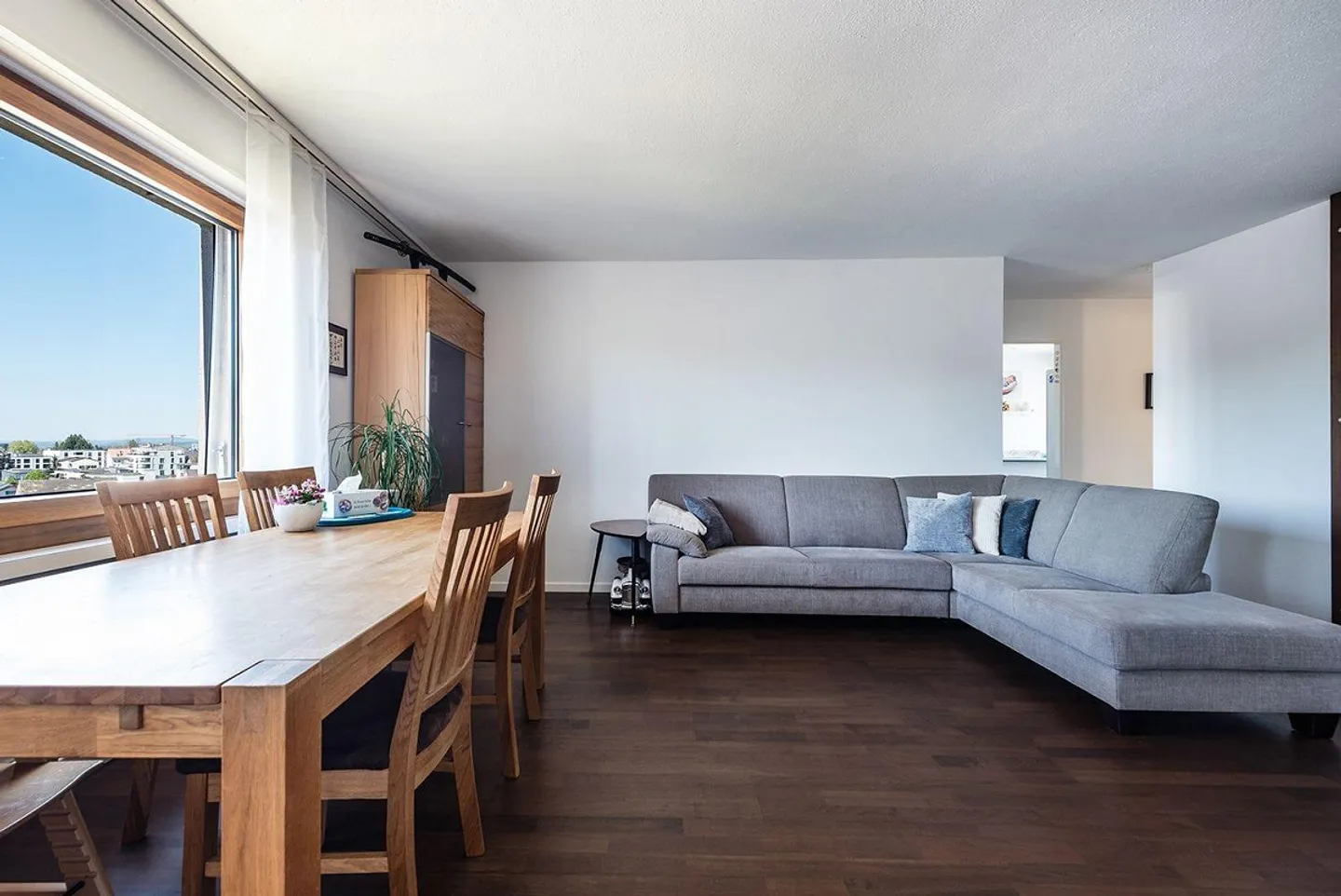 4.5 Room City Apartment in Kreuzlingen - Photo 2 of 13