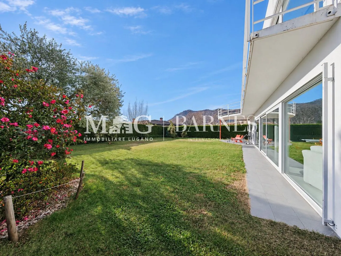 Villa moderna con giardino a Lugano - Foto 6 di 16