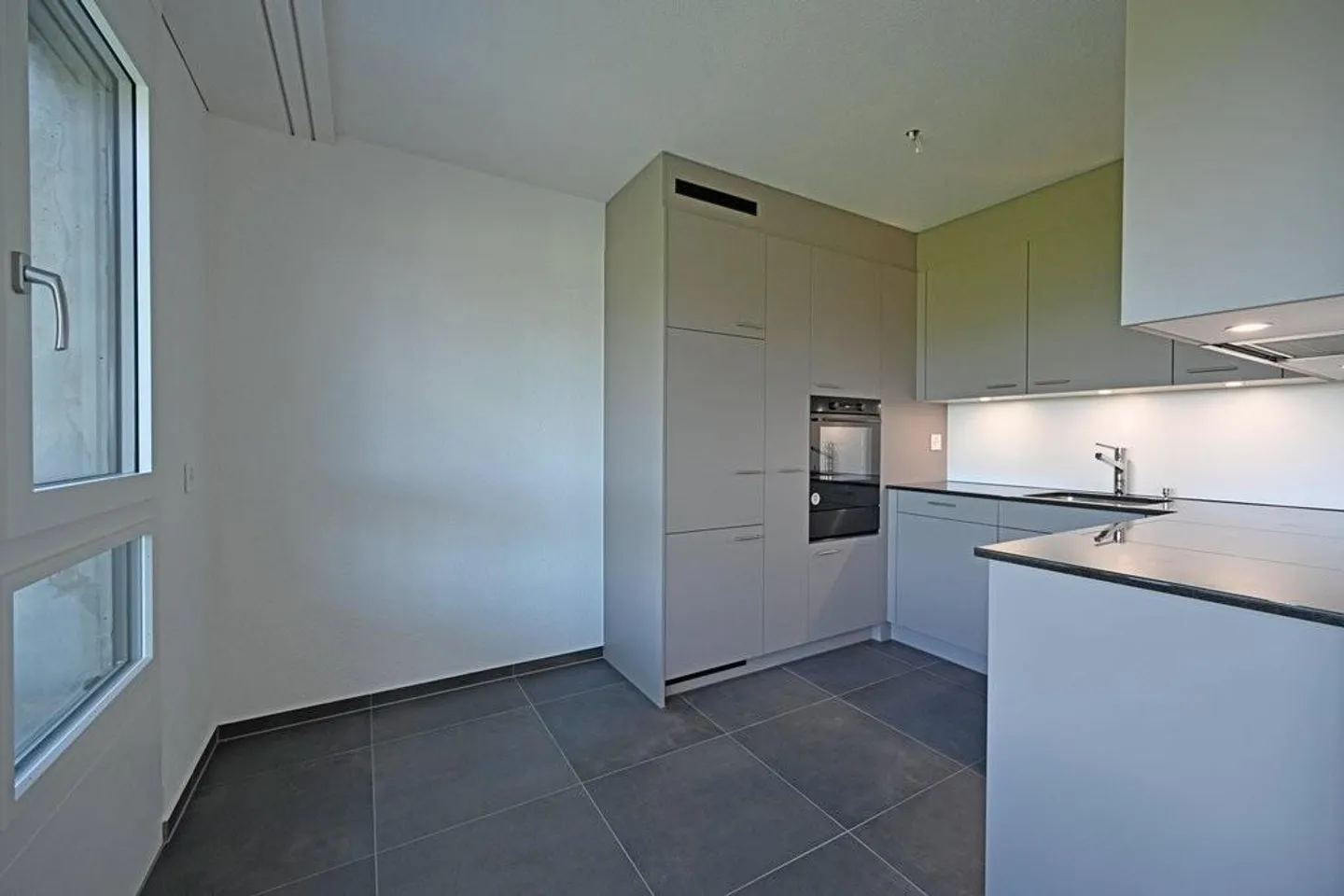 Appartamento con vista sulla città vecchia di Berna - Foto 8 di 10