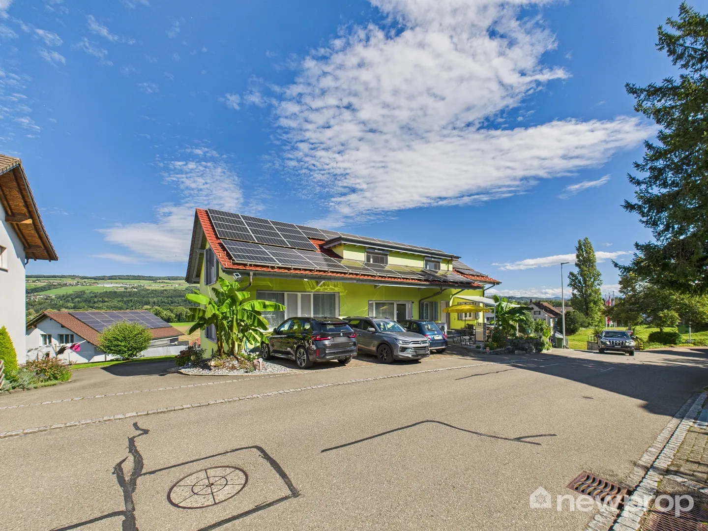 6.5-Zimmer-Einfamilienhaus mit Einliegerwohnung und Studio - Foto 4 di 26