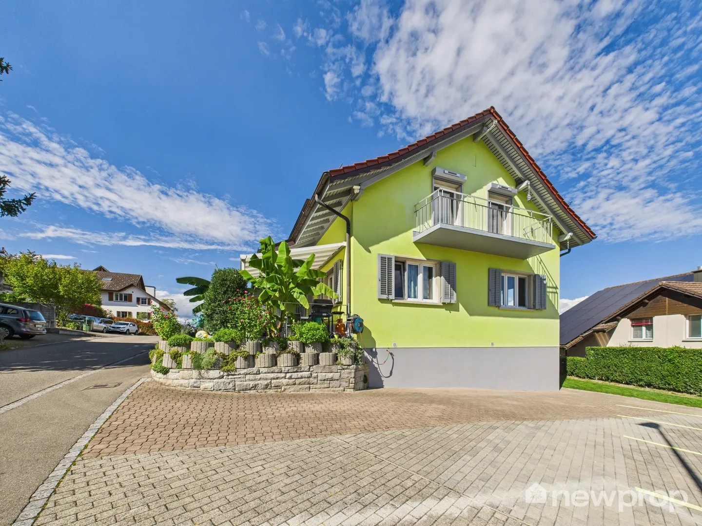 6.5-Zimmer-Einfamilienhaus mit Einliegerwohnung und Studio - Foto 5 di 26