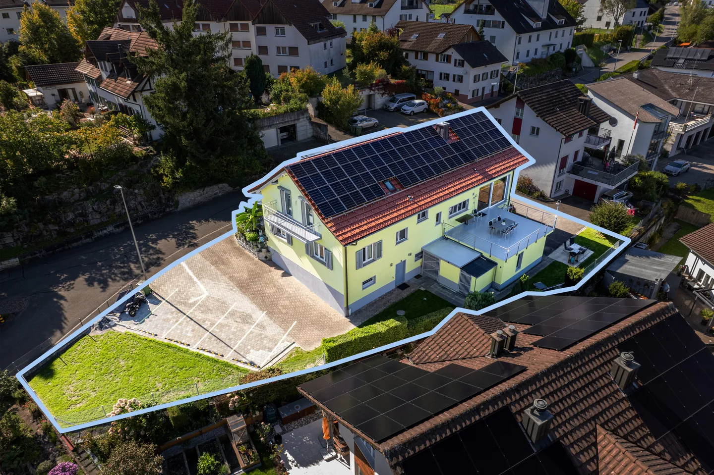 6.5-Zimmer-Einfamilienhaus mit Einliegerwohnung und Studio - Foto 6 di 26