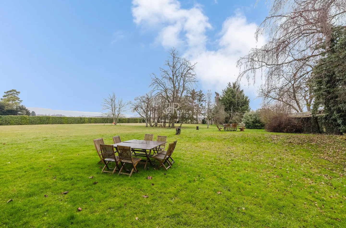 Property with Character in an Extraordinary Environment - Photo 4 of 4