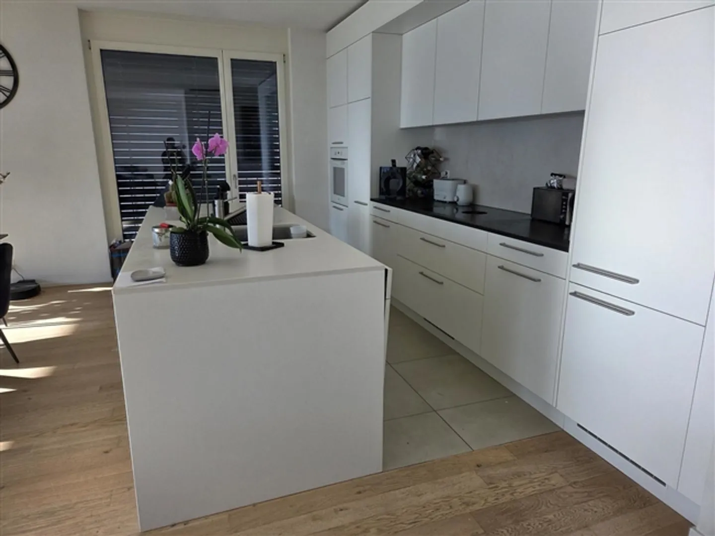 Gravelone – 4.5-Room Apartment for Rent - Photo 4 of 10