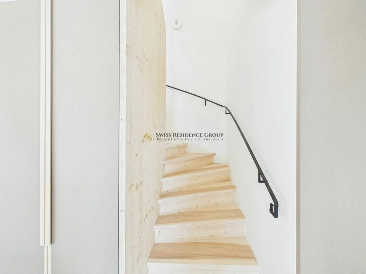 Appartamento duplex da sogno con balcone e doppio garage - Foto 3 di 24