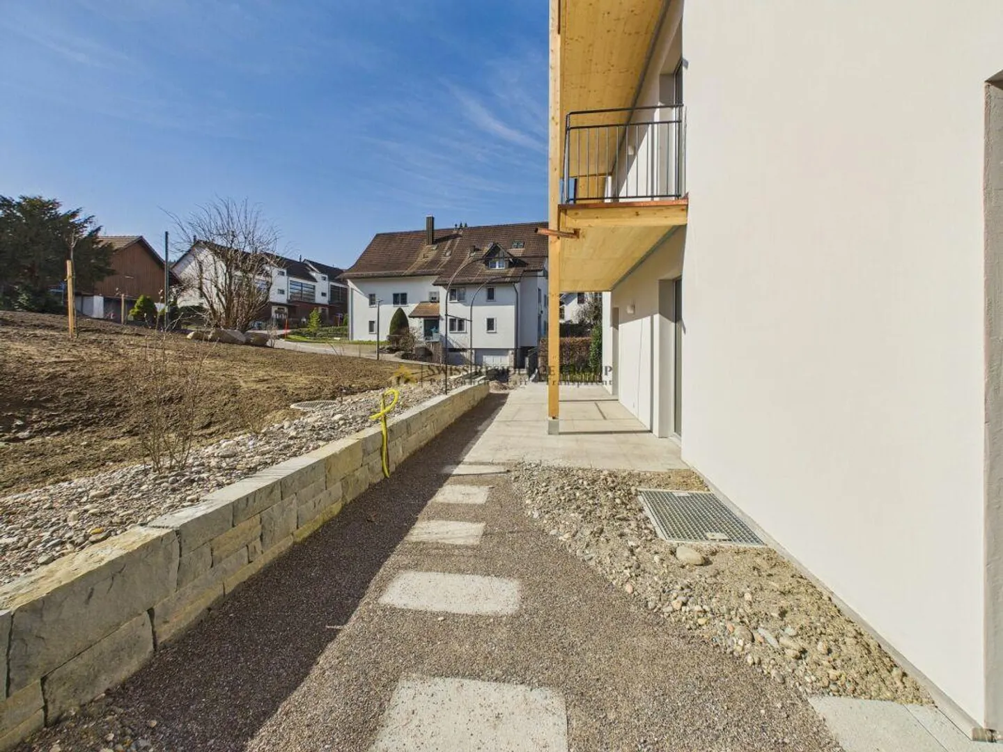 Appartamento duplex da sogno con balcone e doppio garage - Foto 4 di 24