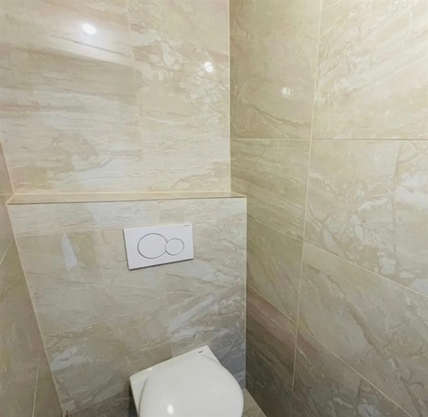 5-room apartment in Avully. - Photo 6 of 7