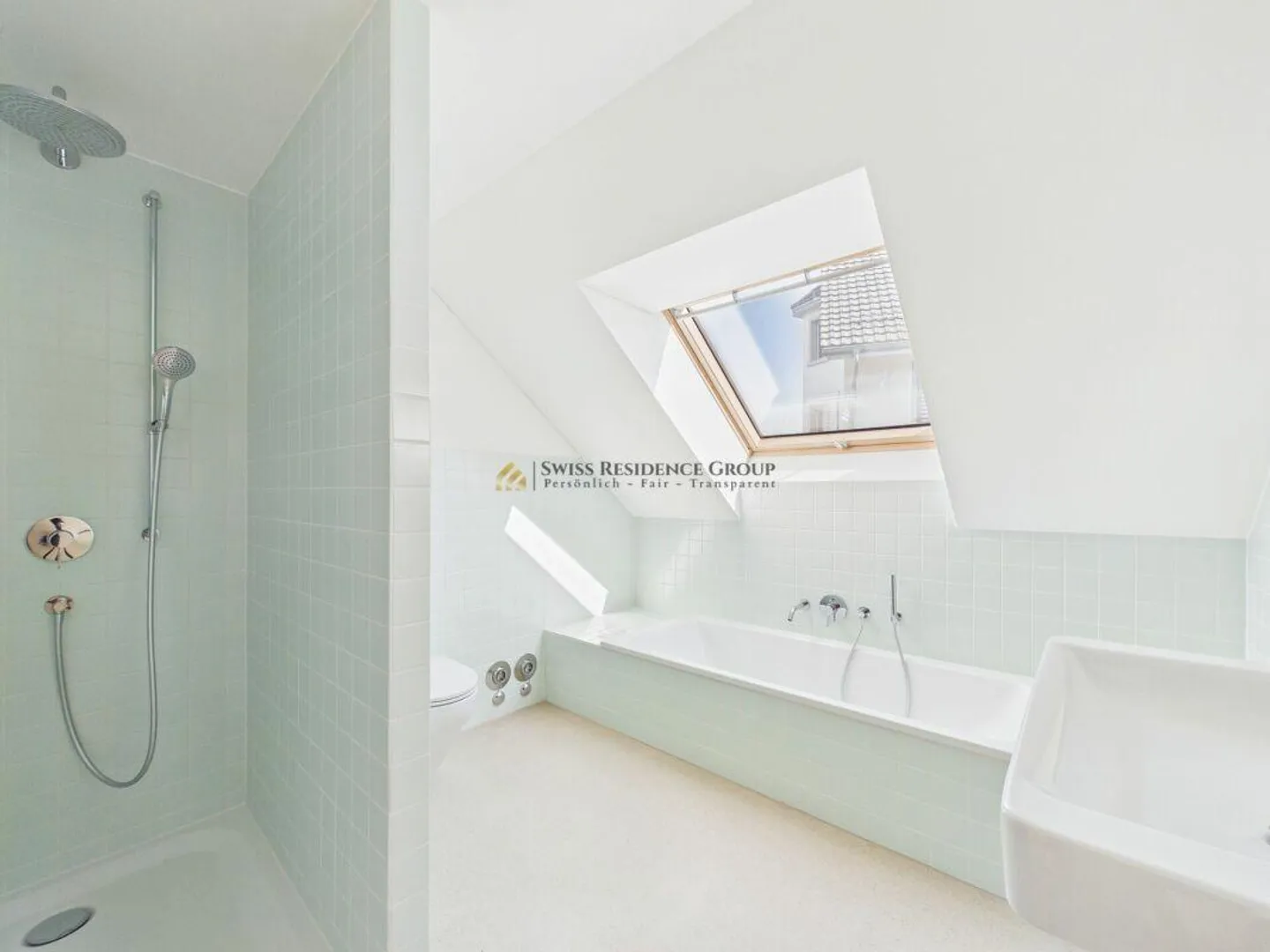 Appartamento duplex da sogno con balcone e doppio garage - Foto 18 di 24