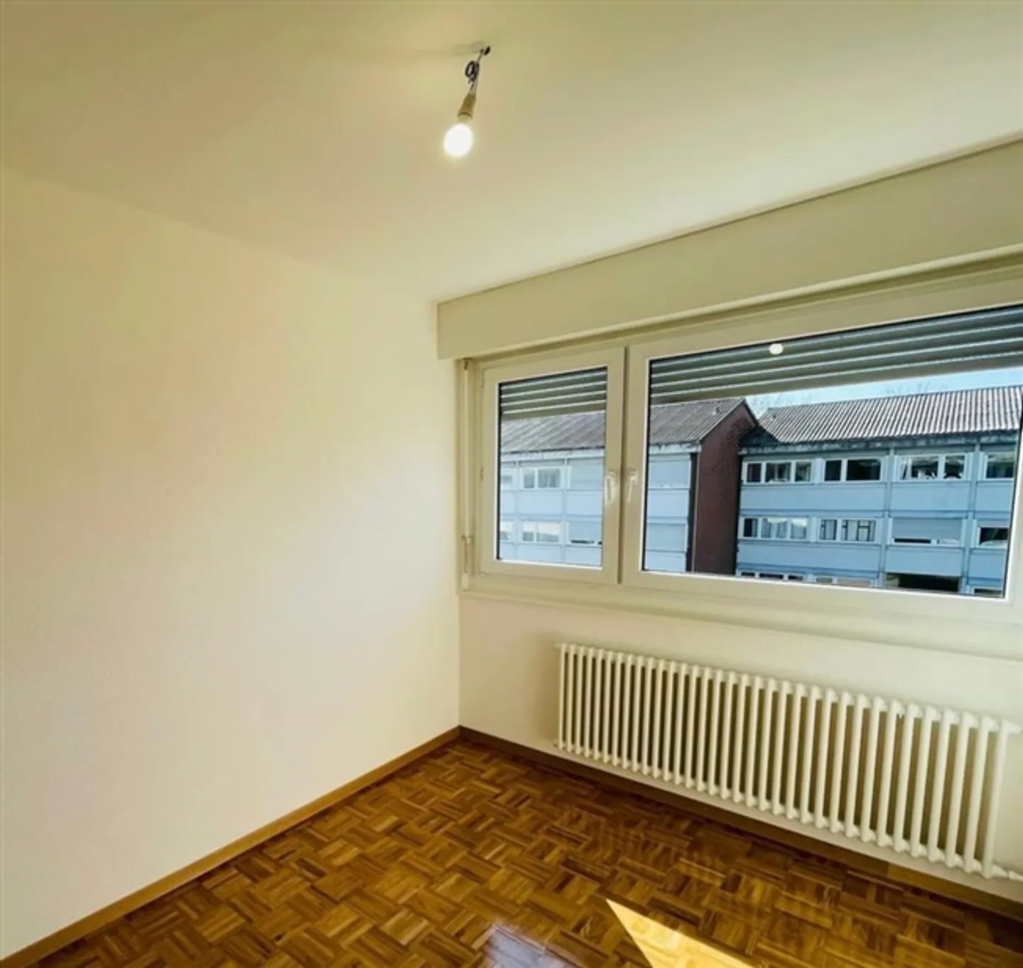 5-room apartment in Avully. - Photo 3 of 7