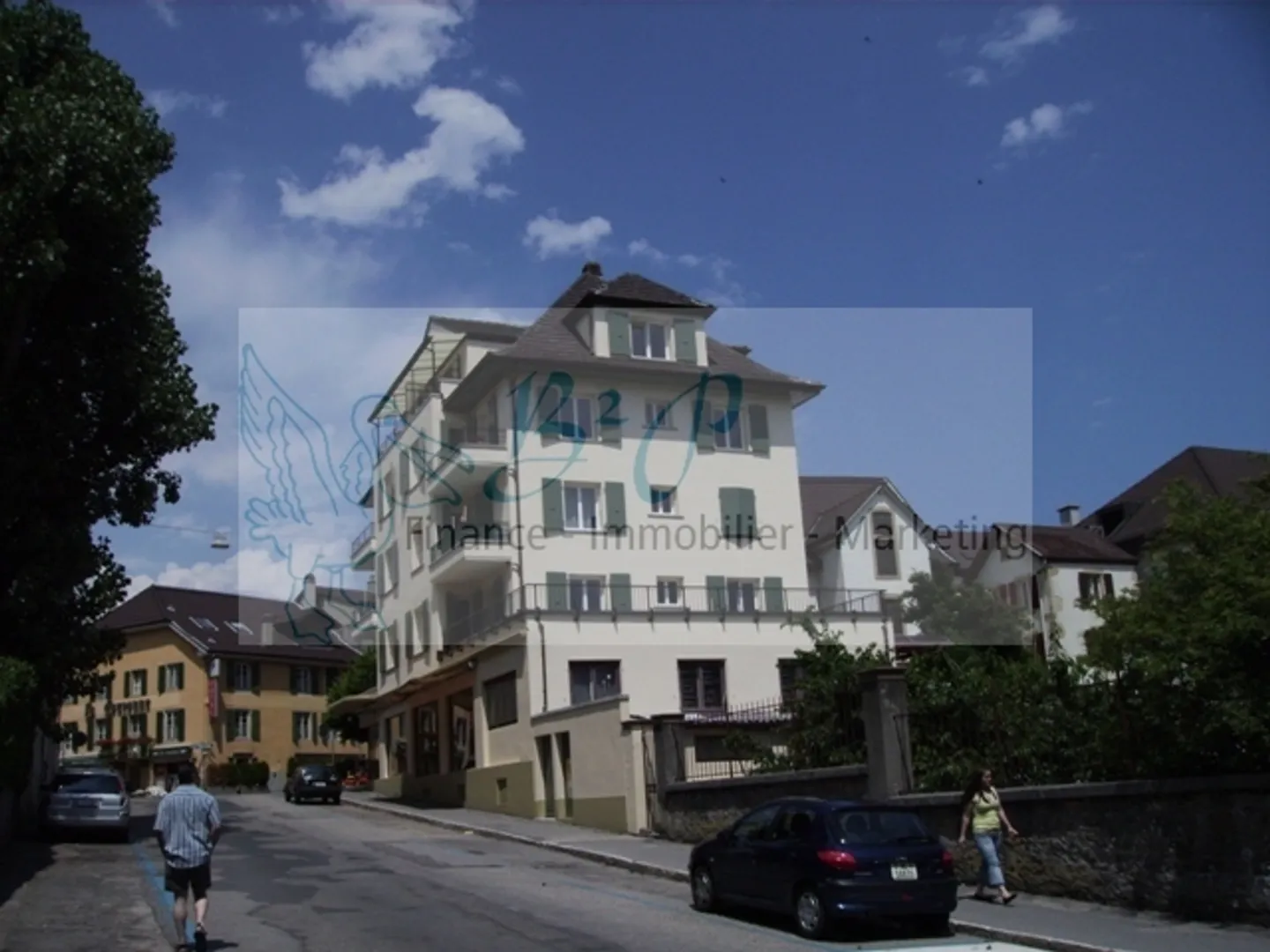 2,5-Zimmer-Wohnung mit Balkon im Zentrum von Colombier - Foto 2 von 8