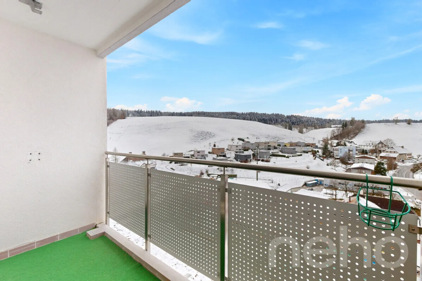 79 m2 apartment with balcony and spectacular view! - Photo 2 of 10
