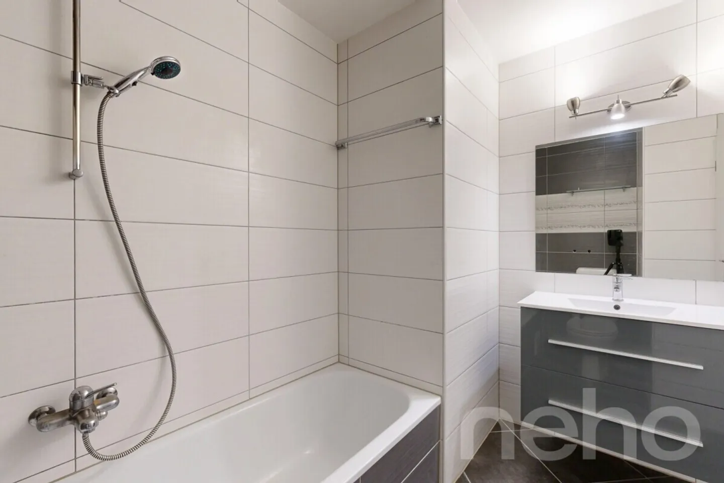 79 m2 apartment with balcony and spectacular view! - Photo 9 of 10