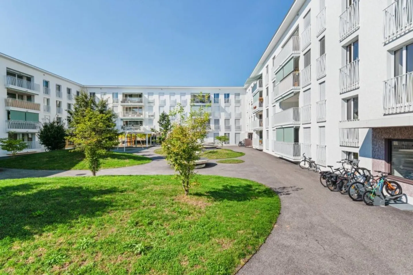 Charmante Wohnung in Emmen - Foto 1 von 8