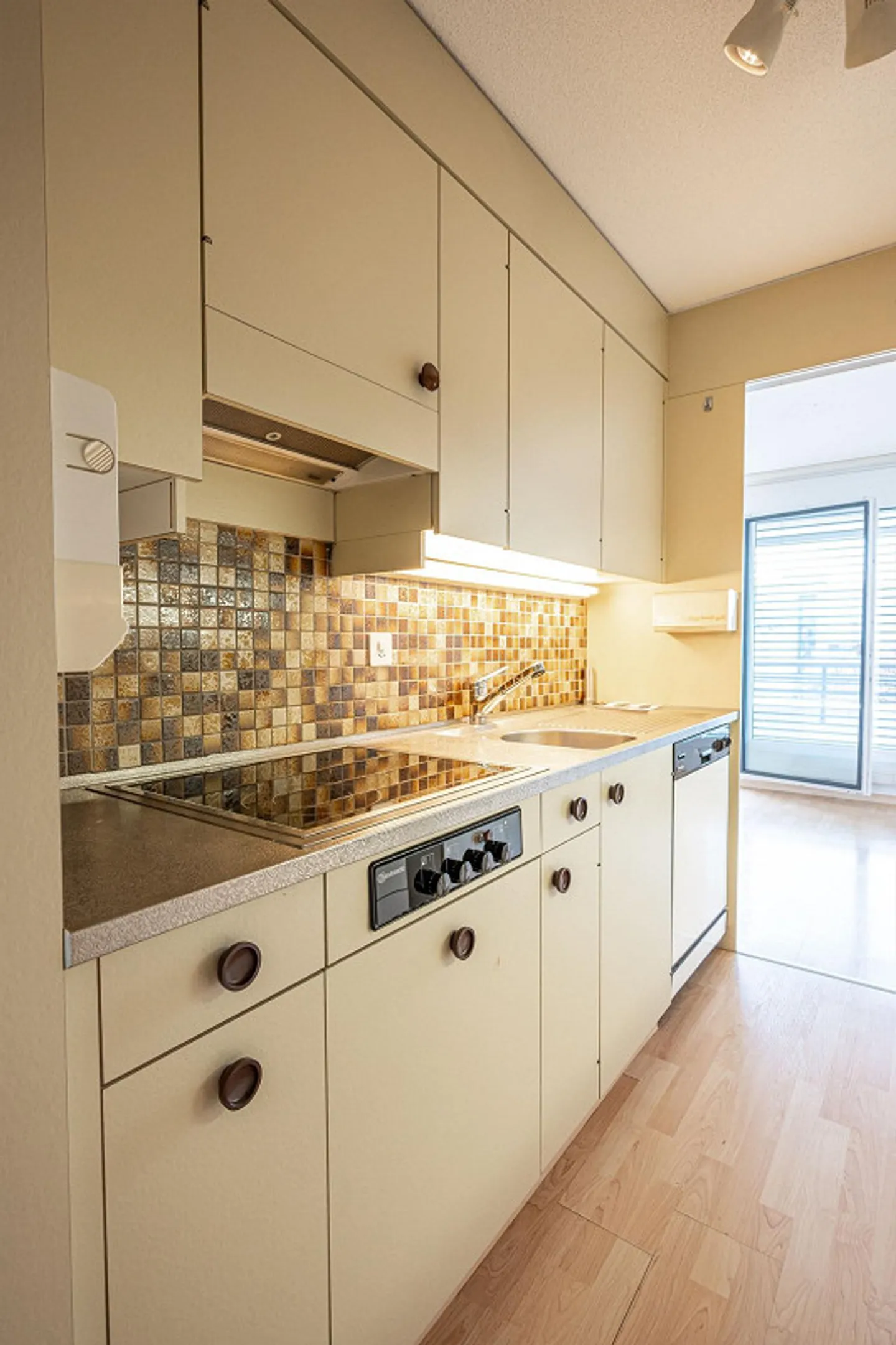 Bright 4.5-room apartment with balcony in Muri near Bern for sale - Photo 9 of 13