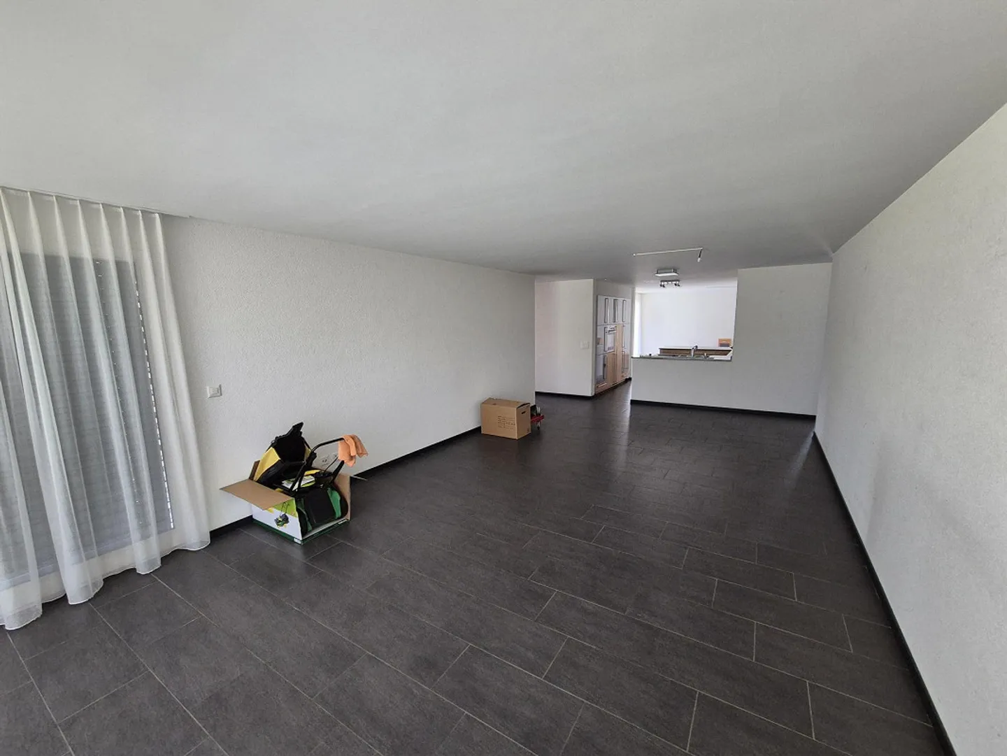 Appartement au rez-de-chaussée - Photo 4 sur 7