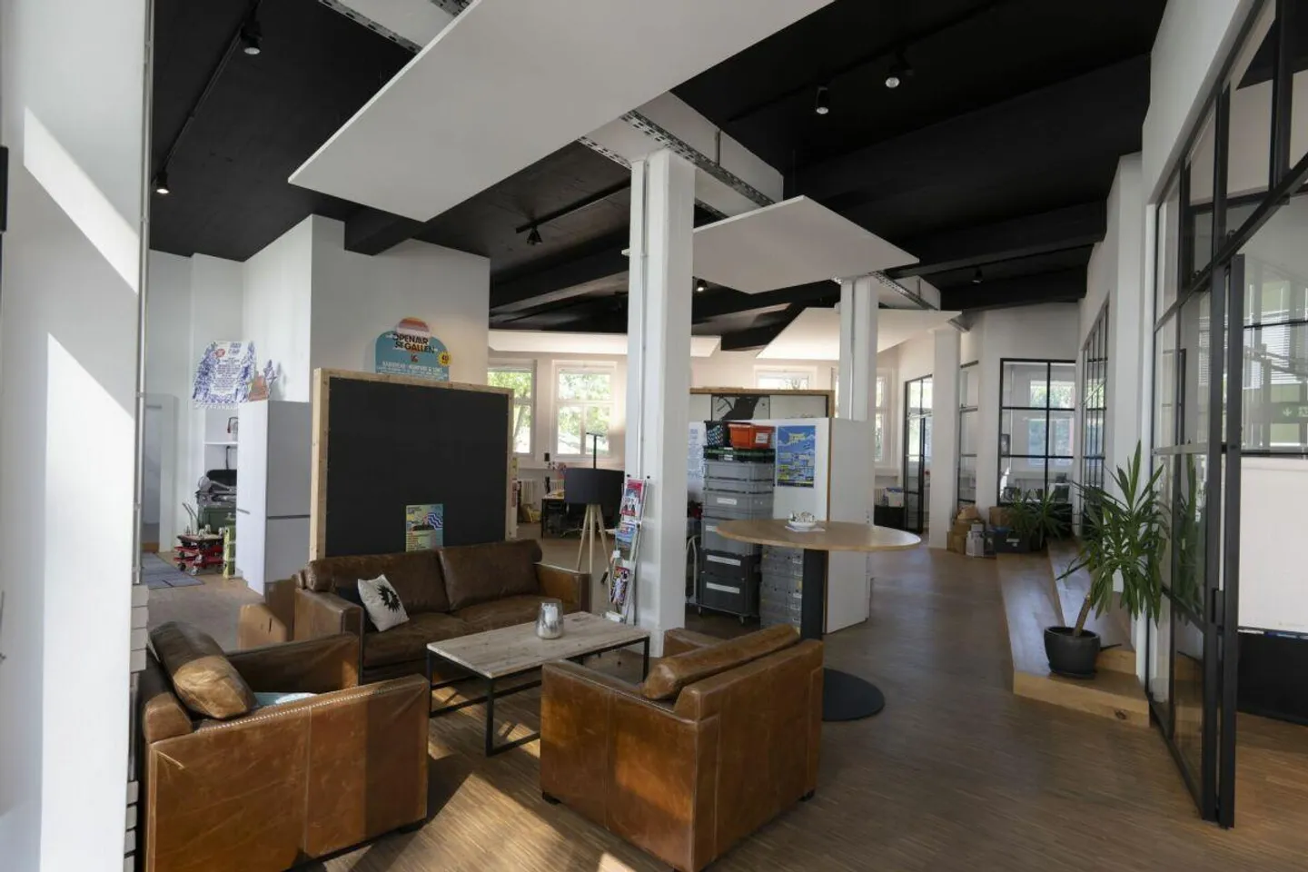 Attraktive Gewerbefläche im EG/1. OG - modern & vielseitig nutzbar - Foto 2 von 8