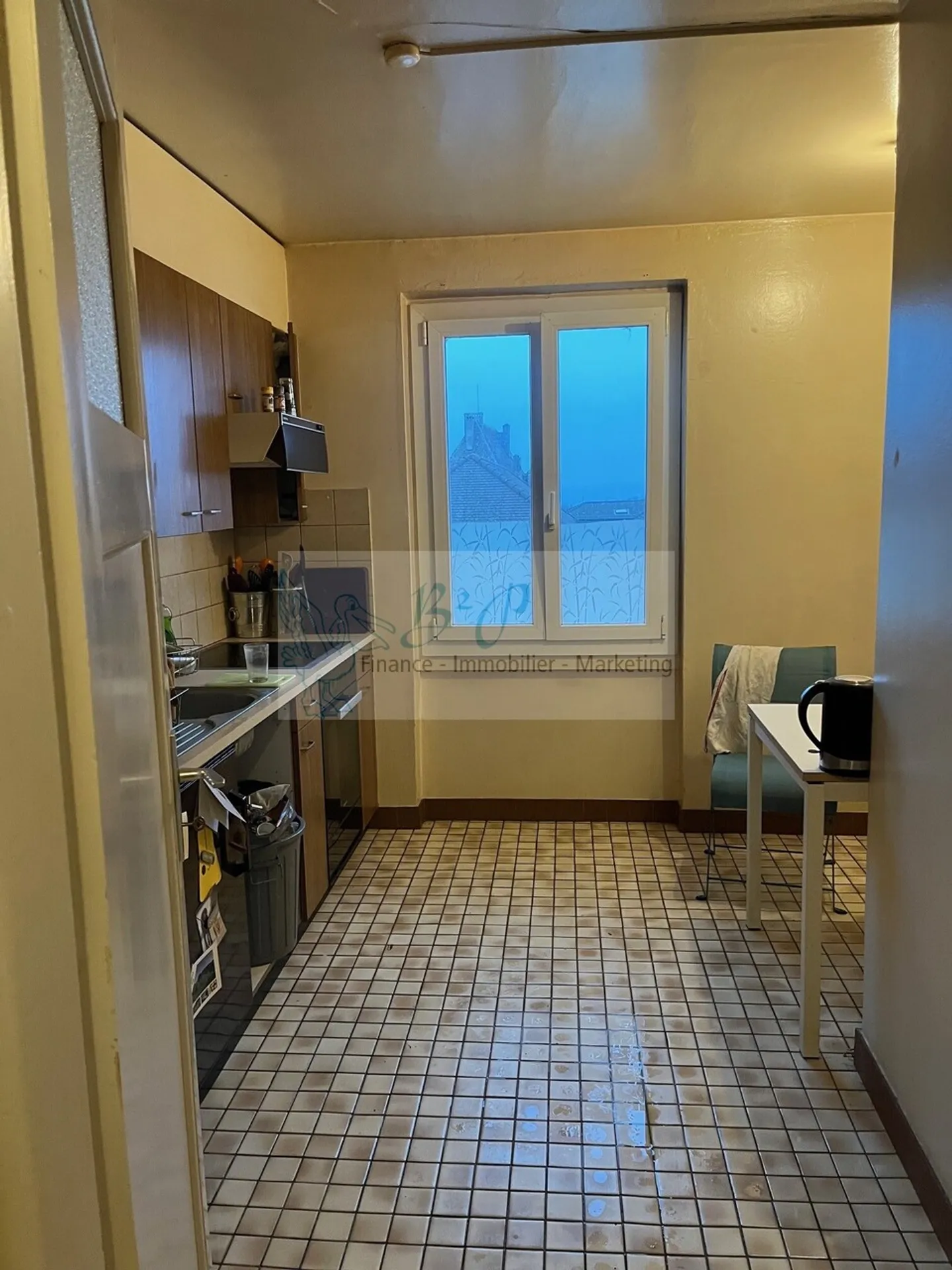 2,5-Zimmer-Wohnung mit Balkon im Zentrum von Colombier - Foto 7 von 8