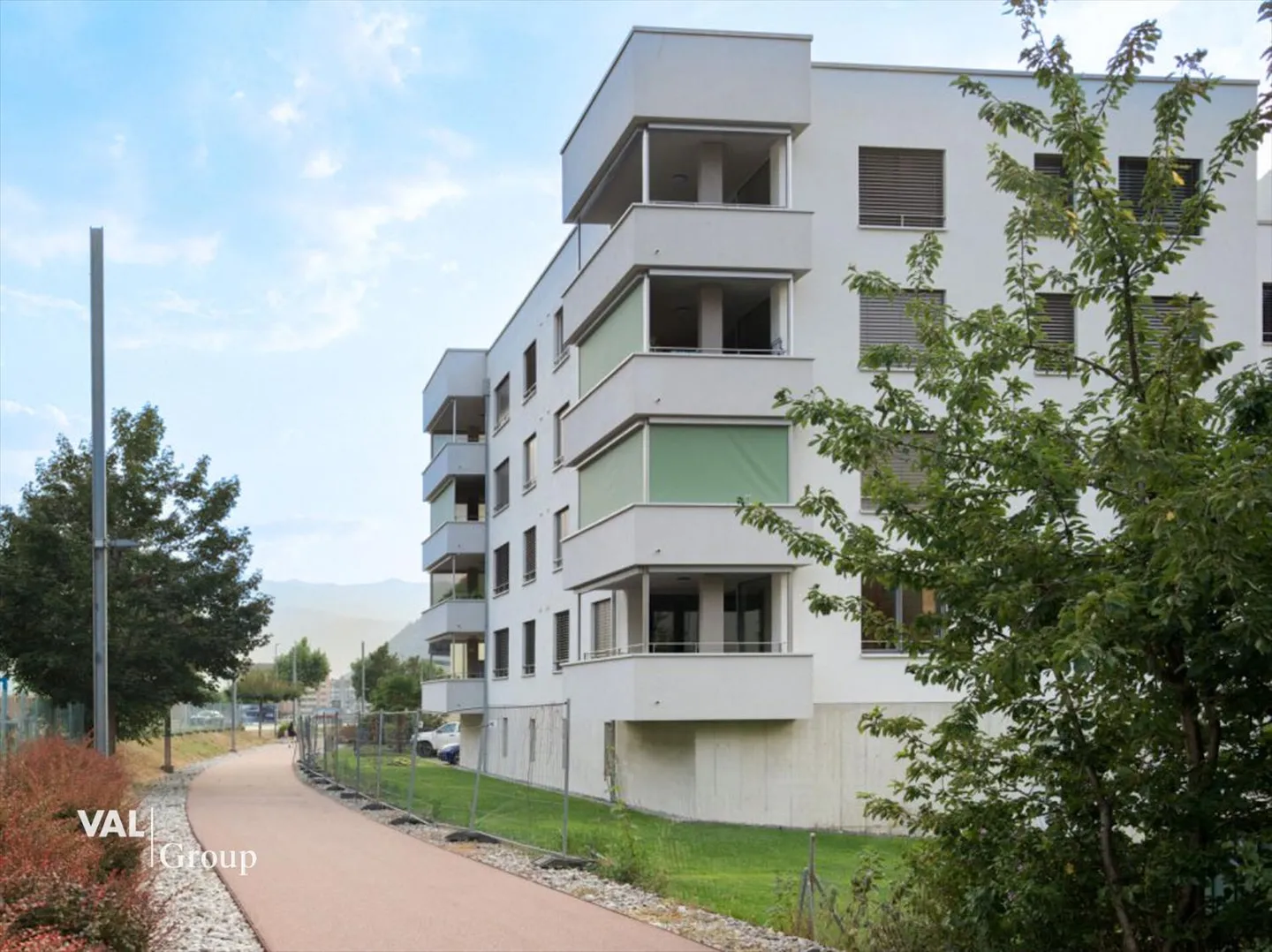 Moderne, lichtdurchflutete 4.5-Zimmerwohnung in attraktiver, ruhiger Lage - Foto 8 von 8