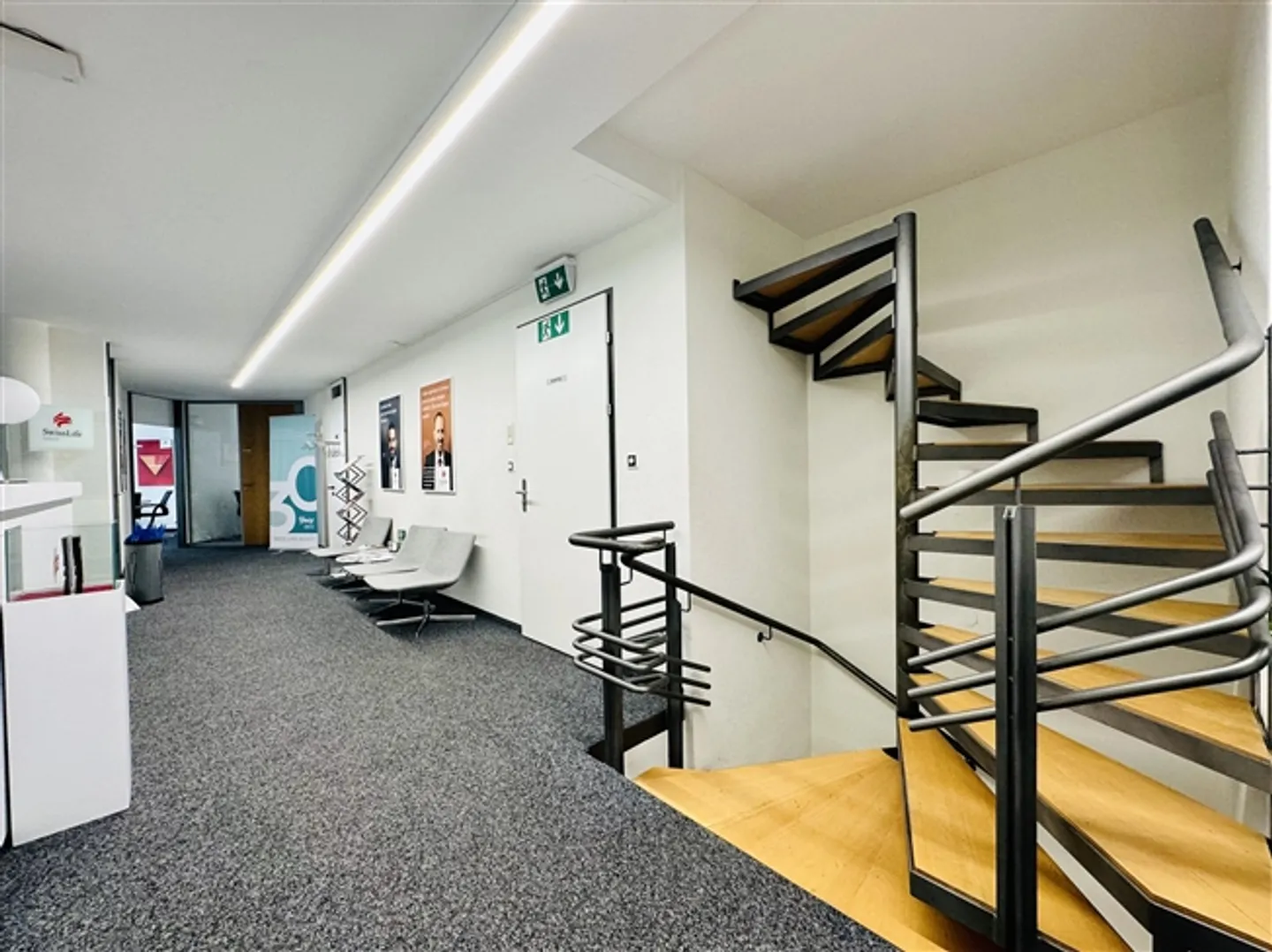 Luxury offices at Place du Midi - strategic location in Sion - Photo 12 of 12