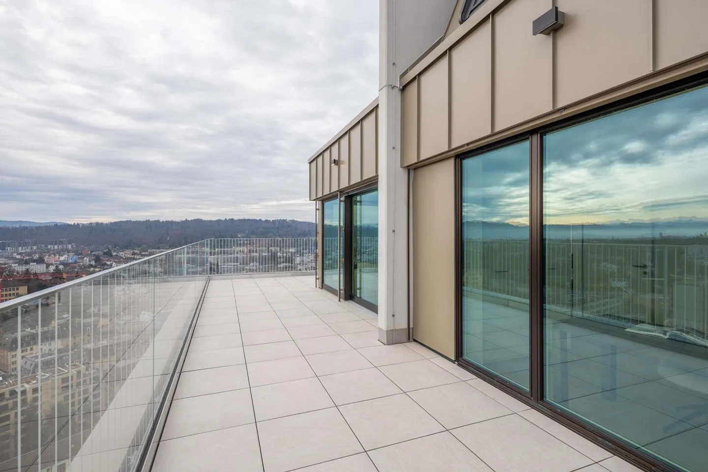 Möblierte Penthouse Oase mit Hotelservices - Urbaner Livestyle mit ... - Foto 11 von 13