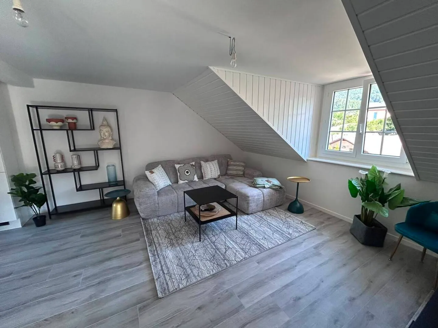 In affitto: Appartamento di 3,5 stanze completamente arredato - Foto 1 di 10