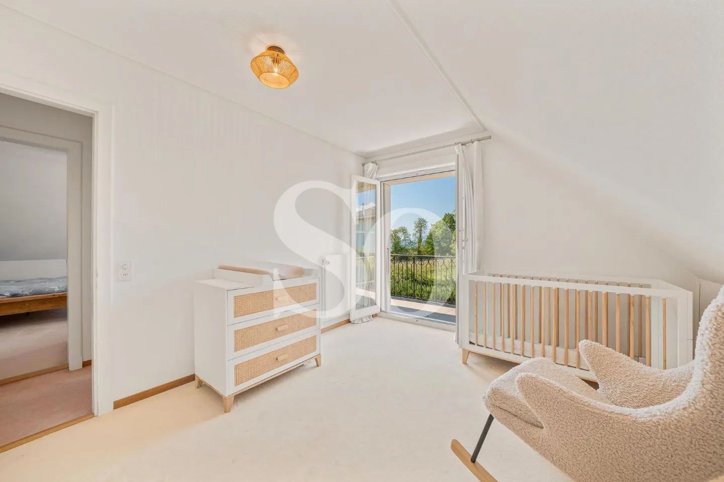 Elegante Villa mit Atemberaubendem Blick - Foto 11 von 12
