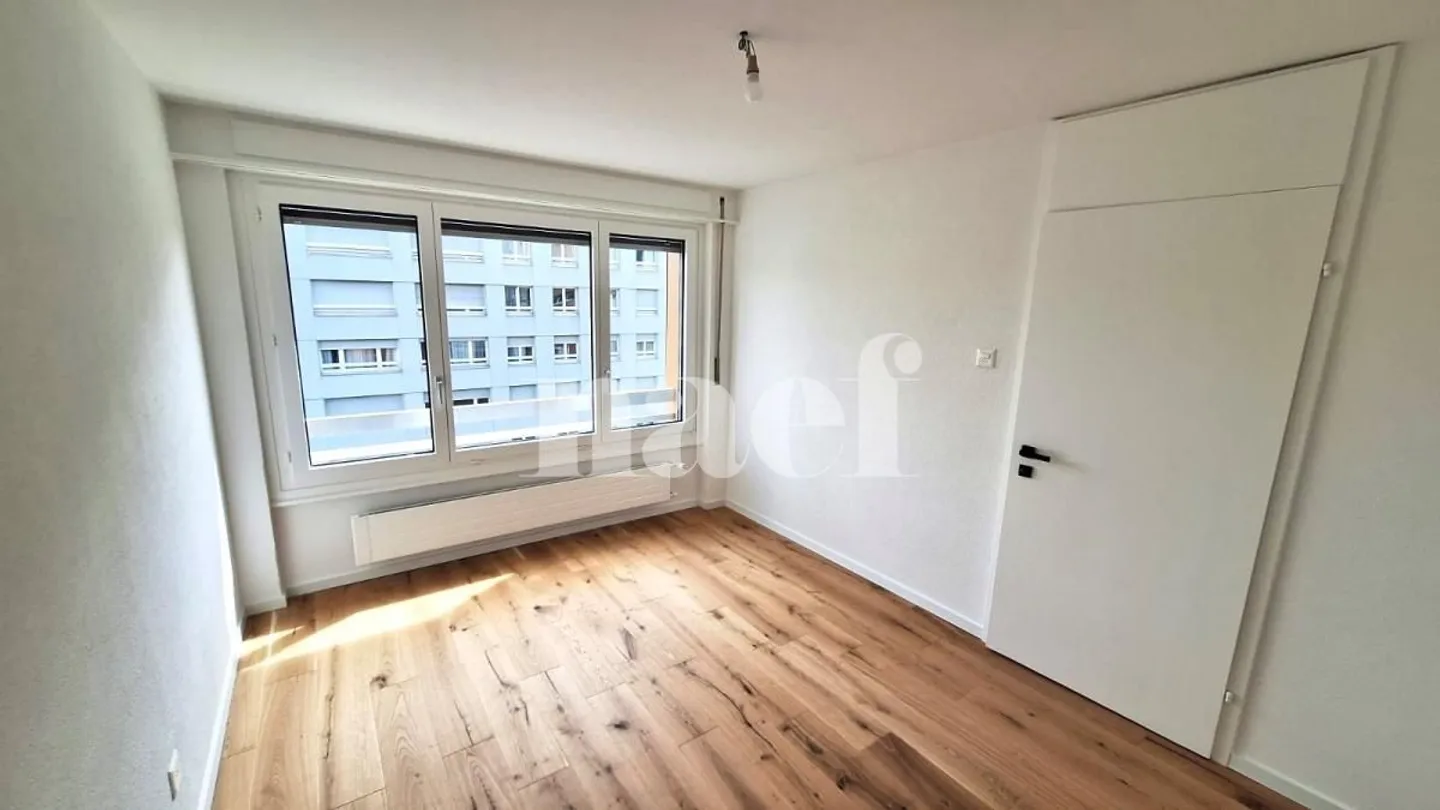 Appartement rénové 3.5 pièces - Photo 3 sur 7