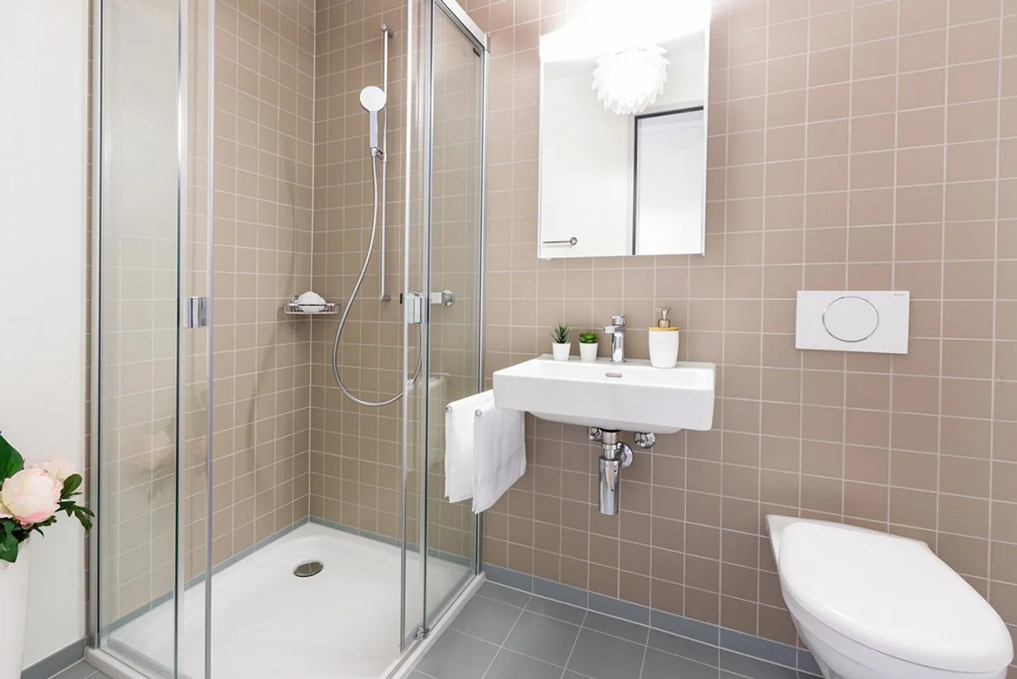 Appartamento luminoso e moderno di 4,5 stanze con molto spazio per sentirsi bene! - Foto 7 di 9