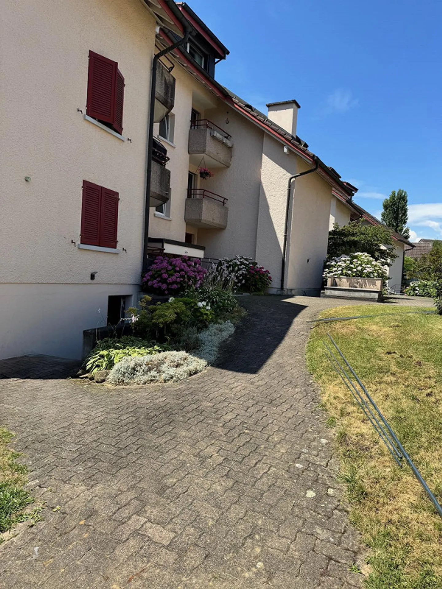 4.5 Room Apartment with Lake View - Photo 7 of 7