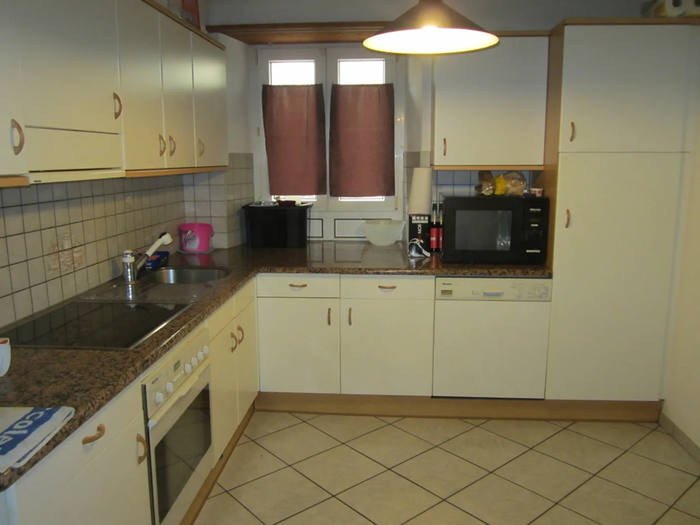 Un giardino comune tranquillo - Foto 6 di 8