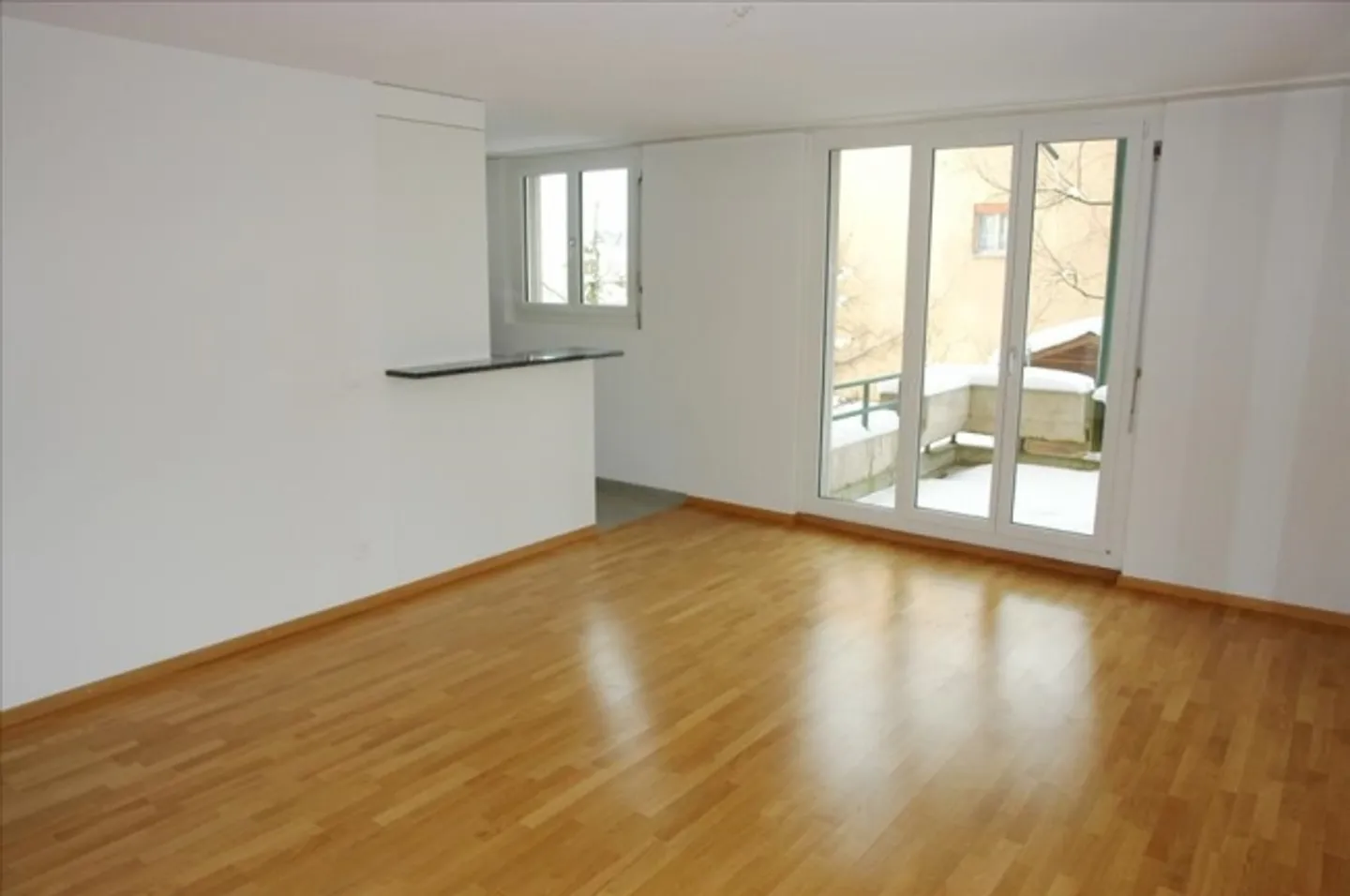 Appartement ensoleillé dans le vert ! - Photo 2 sur 5