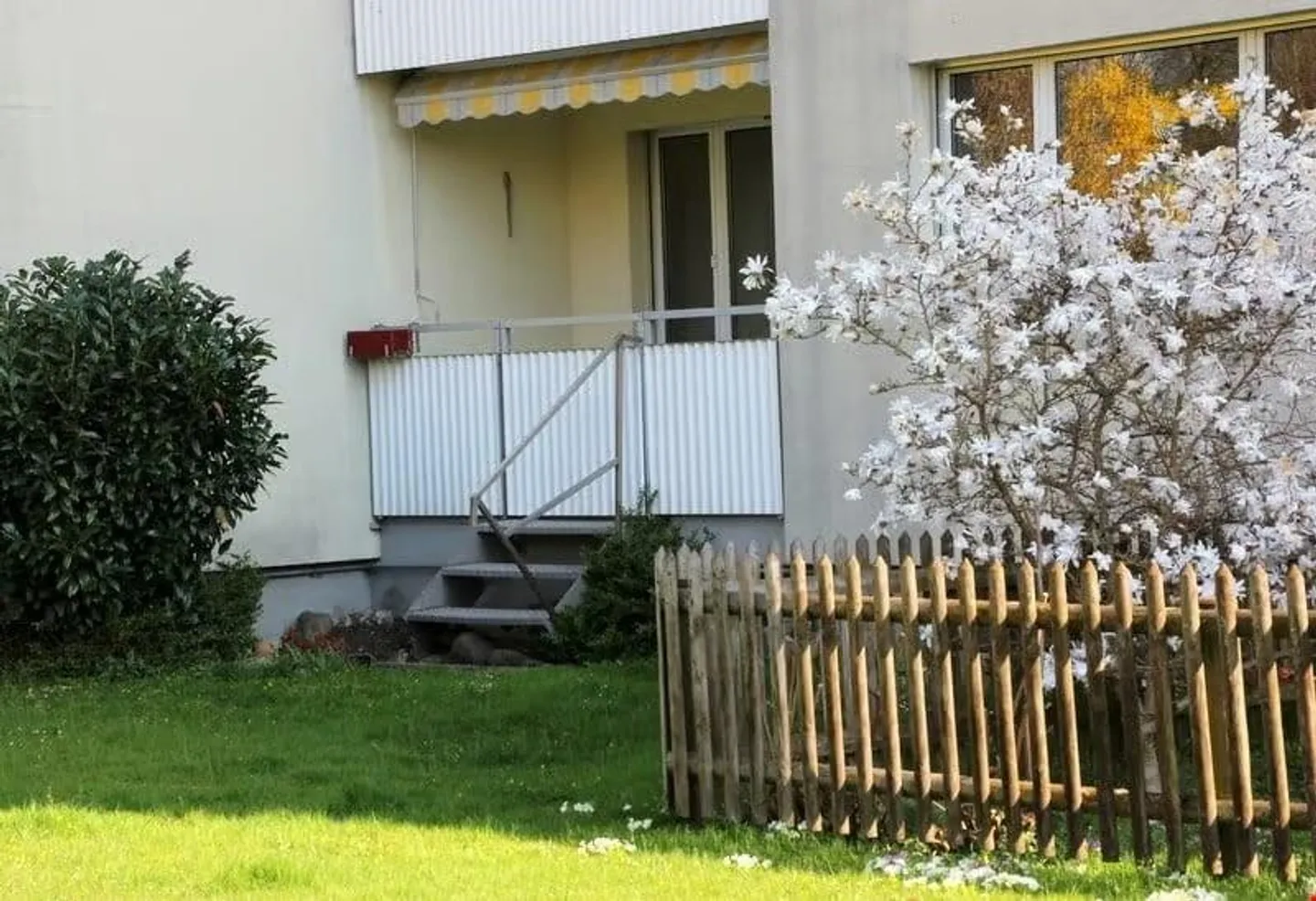 Appartement confortable de 2,5 pièces avec balcon à Wittenbach - Photo 6 sur 9