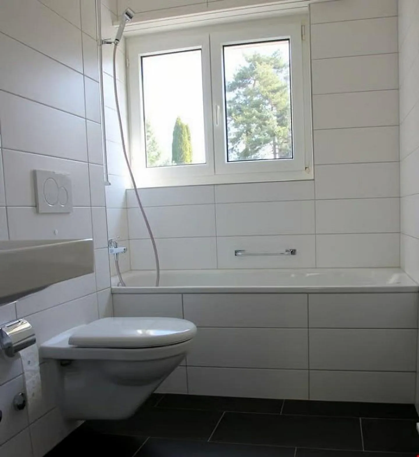 Appartement confortable de 2,5 pièces avec balcon à Wittenbach - Photo 8 sur 9