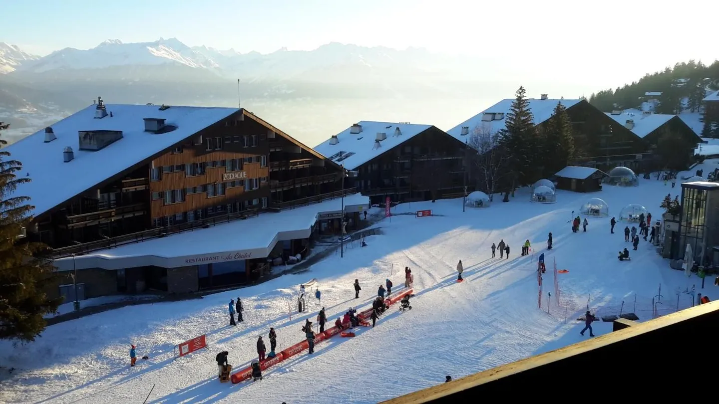 Appartement Charmant avec Vue Alpine - Photo 9 sur 13