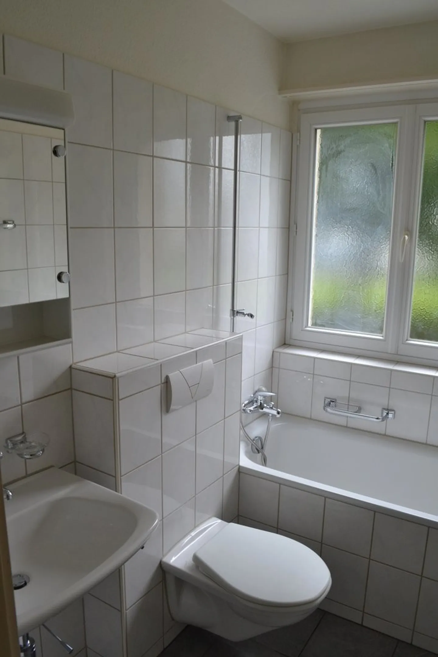 Quiet residential area in the green / near Glattzentrum - Photo 3 of 8