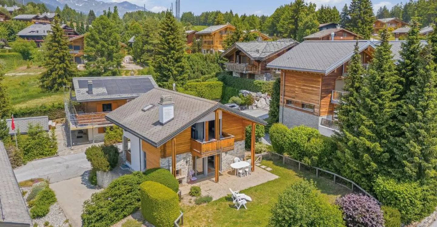 Selten! In der Nähe des Golfplatzes - traditionelles Chalet Sofort verfügbar - Foto 1 von 11