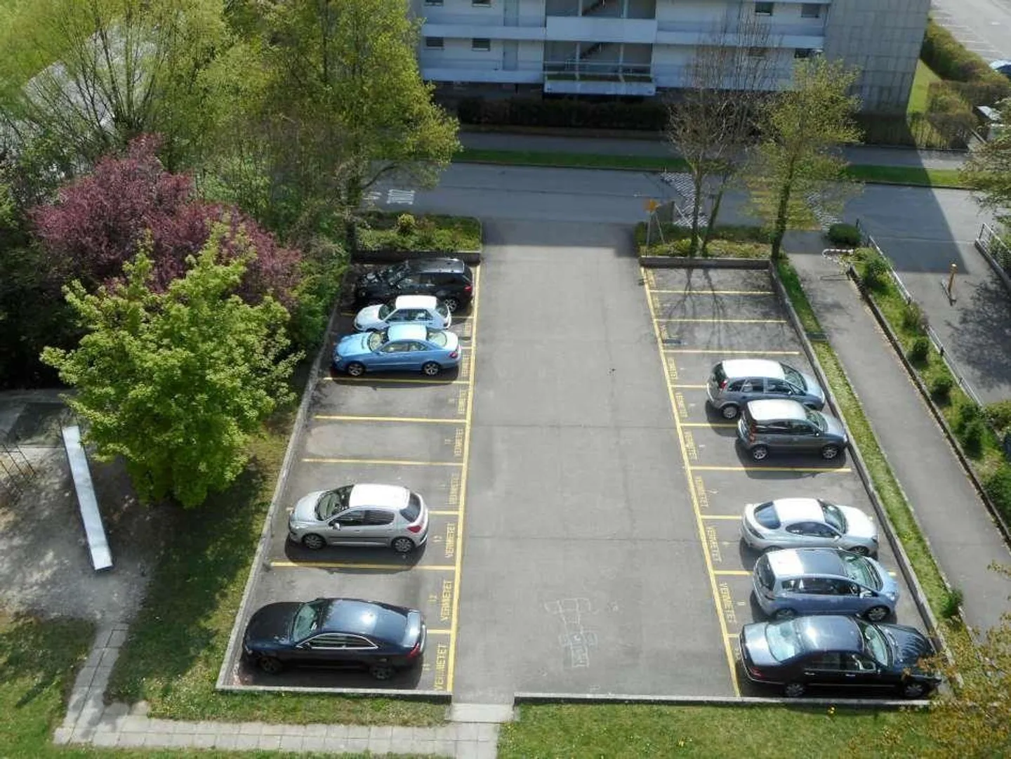 Outdoor parking space in the Fraumatt district - Photo 1 of 1