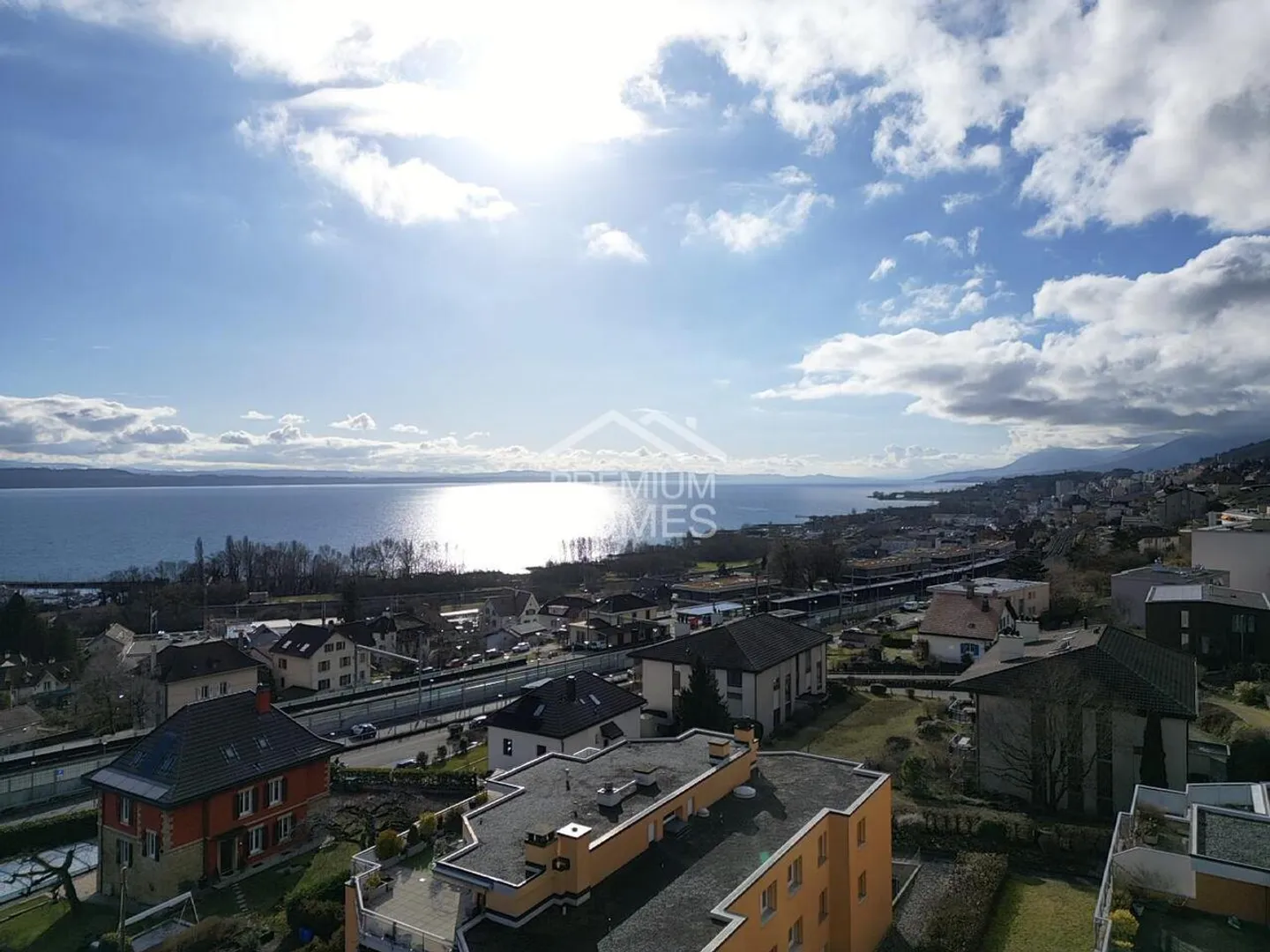 Terreno eccezionale con vista panoramica sul lago - Foto 2 di 6