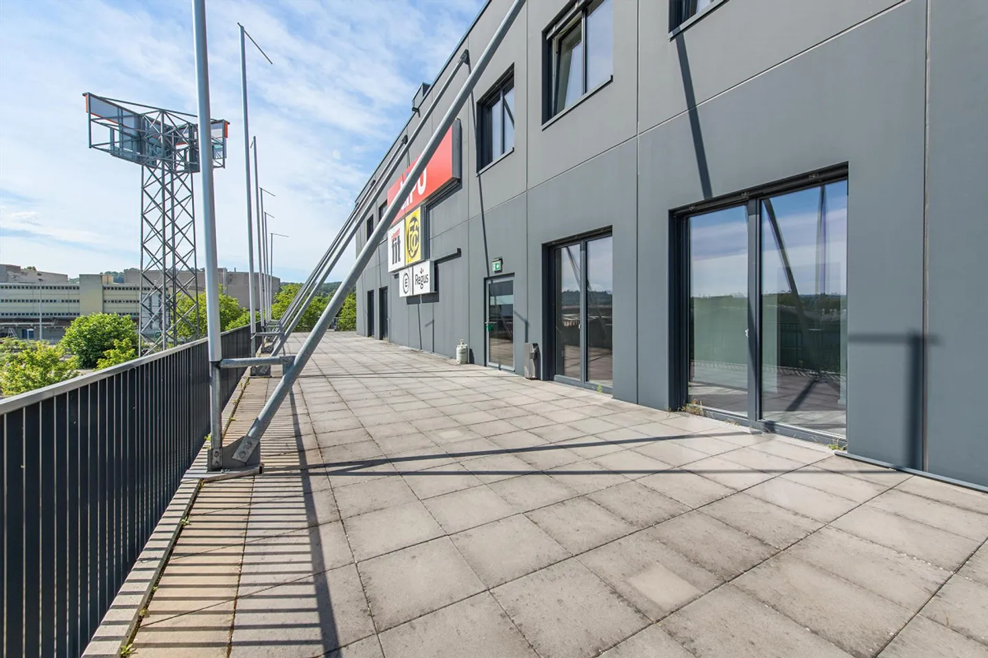 ausgebaute Gewerbefläche / Büro per sofort - Foto 11 von 13